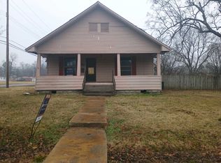 318 W 6th St, Rector, AR 72461
