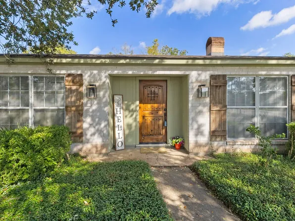 6420 Daisy Dr, Beaumont, TX 77706