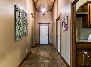 2100 SE 5th St, Moore, OK 73160