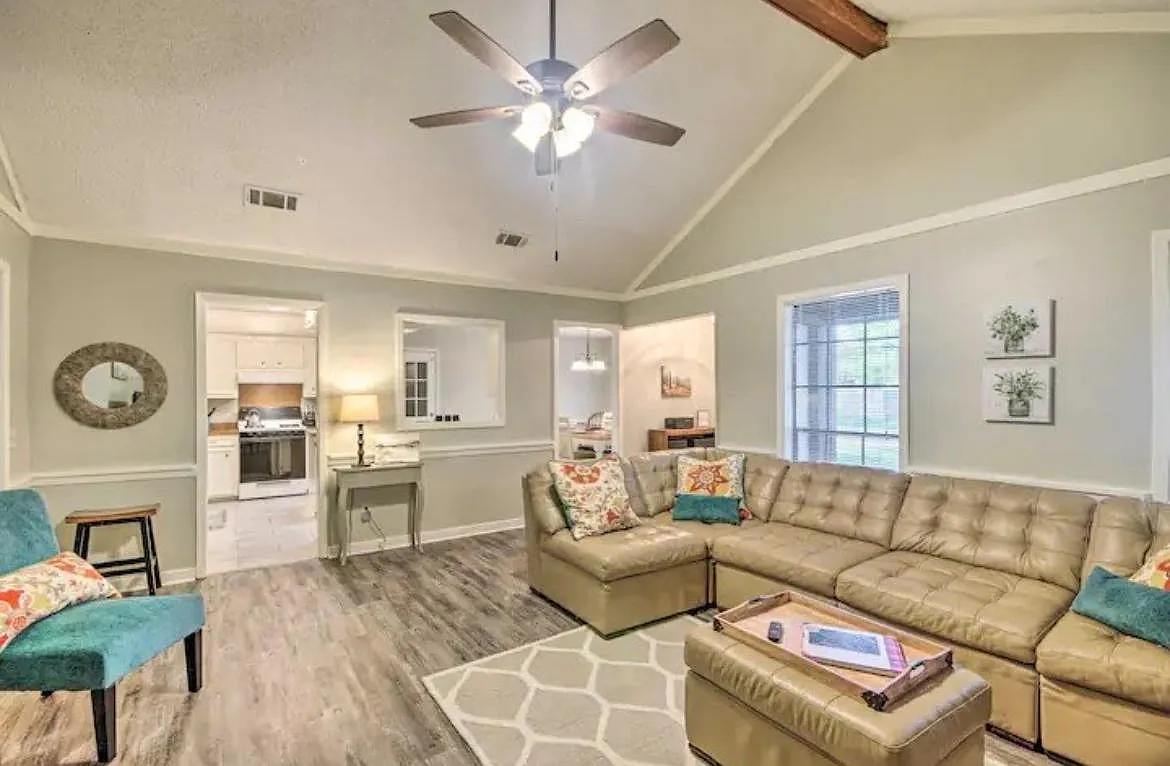 3 bed, 1500 sqft, $5,100 — Photo 4