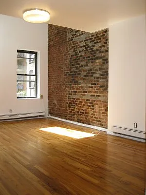 Rented by Tower Brokerage | media 46