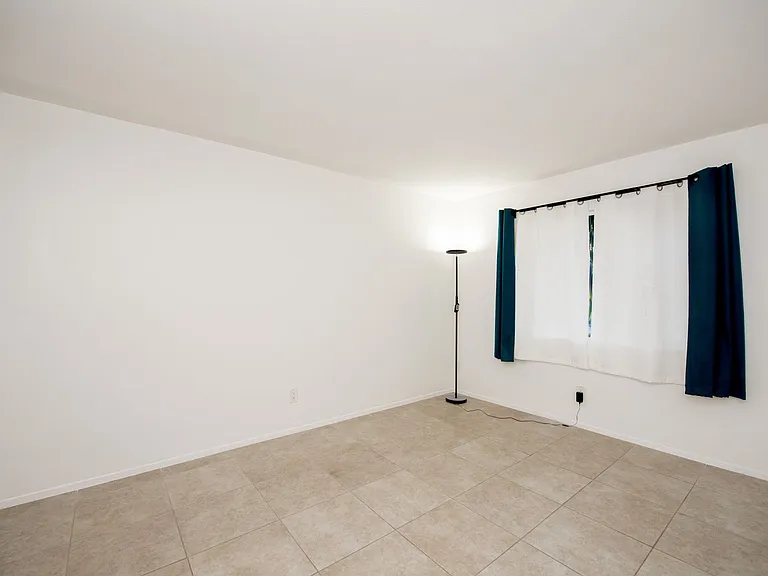 2323 Huntington St #902 — Photo 15