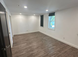 77-79 Elm St, Westfield, MA 01085