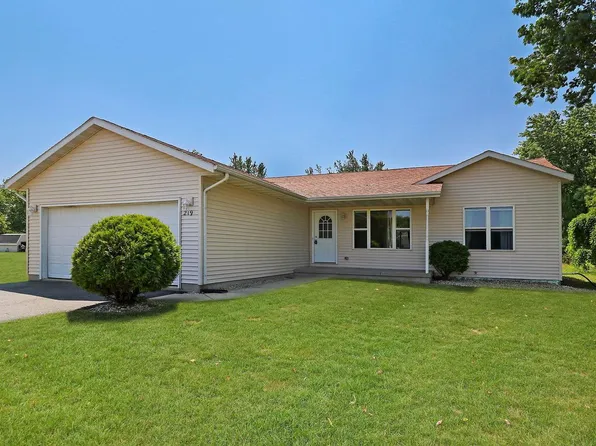 219 Park AVENUE, Sharon, WI 53585