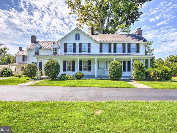 17796 Harmony Church Rd, Hamilton, VA 20158