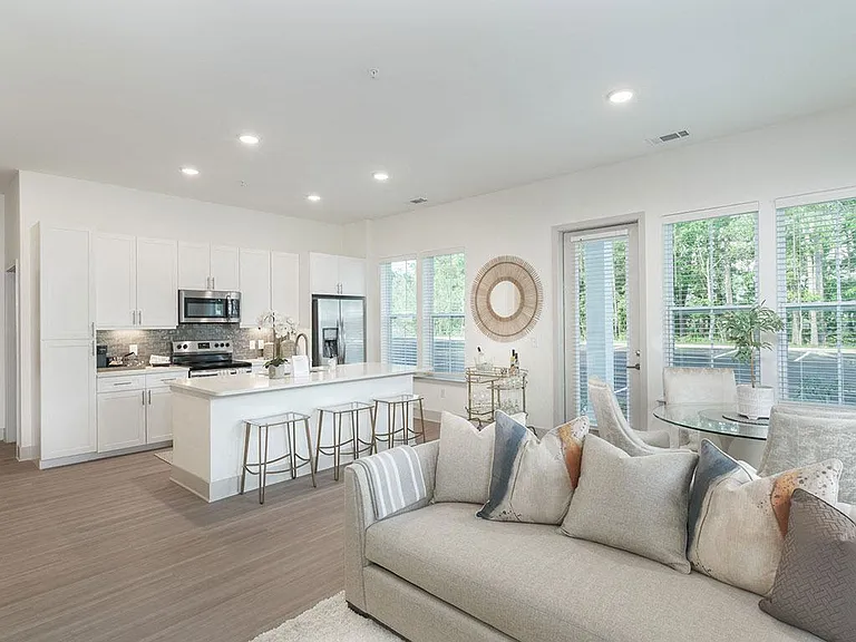 Artistry at Winterfield Apartments — Photo 4