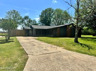 1717 Terrace Rd, Cleveland, MS 38732