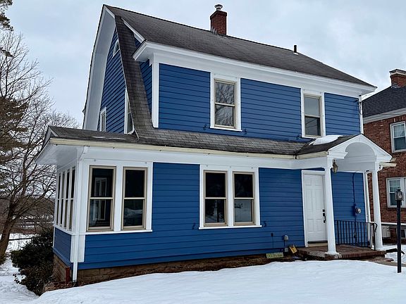 2nd image of 242 Pearl Street