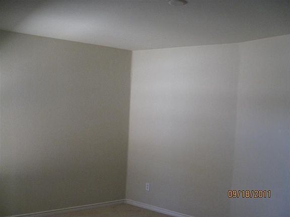 3rd image of 14332 Savanna St