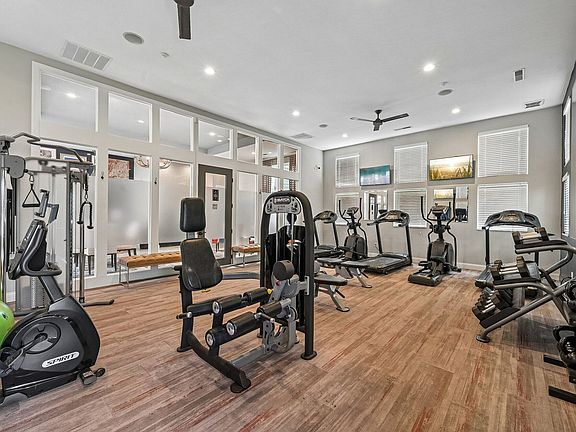 3rd image of 7505 Worthington Galena Rd #204-938
