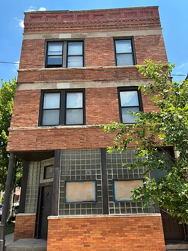 3337 S Lituanica Ave #1R Photo 1 3337 S Lituanica Ave #1R Photo 1