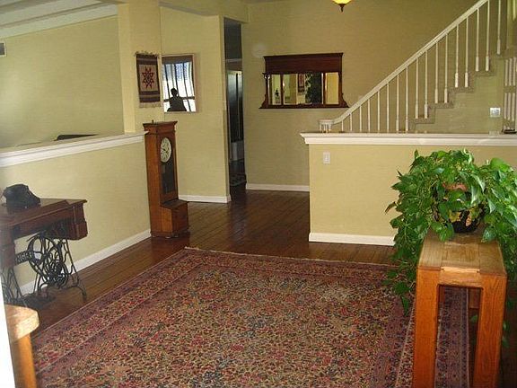 4th image of 12219 Lawler St