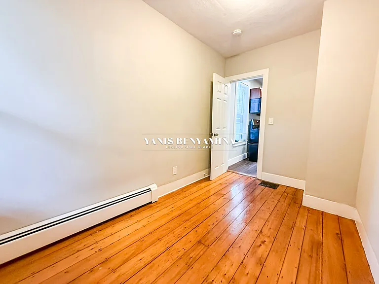 25 Elmer St — Photo 13
