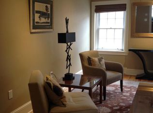 403 W Beverley St APT 2, Staunton, VA 24401