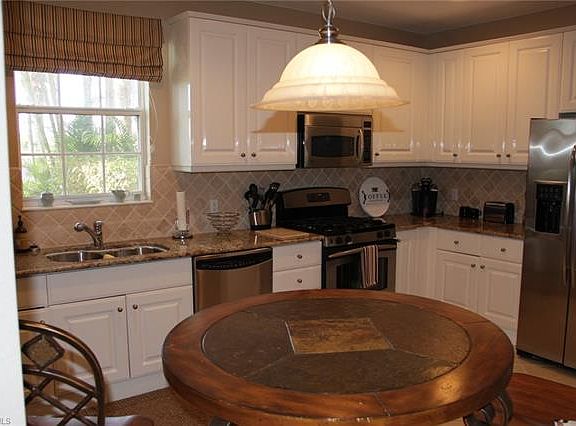 5th image of 9066 Cascada Way APT 102