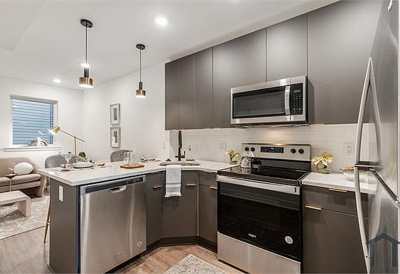 4th image of 1512 N 26th St #3