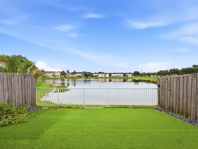 15411 SW 9th Way #0 — Photo 32
