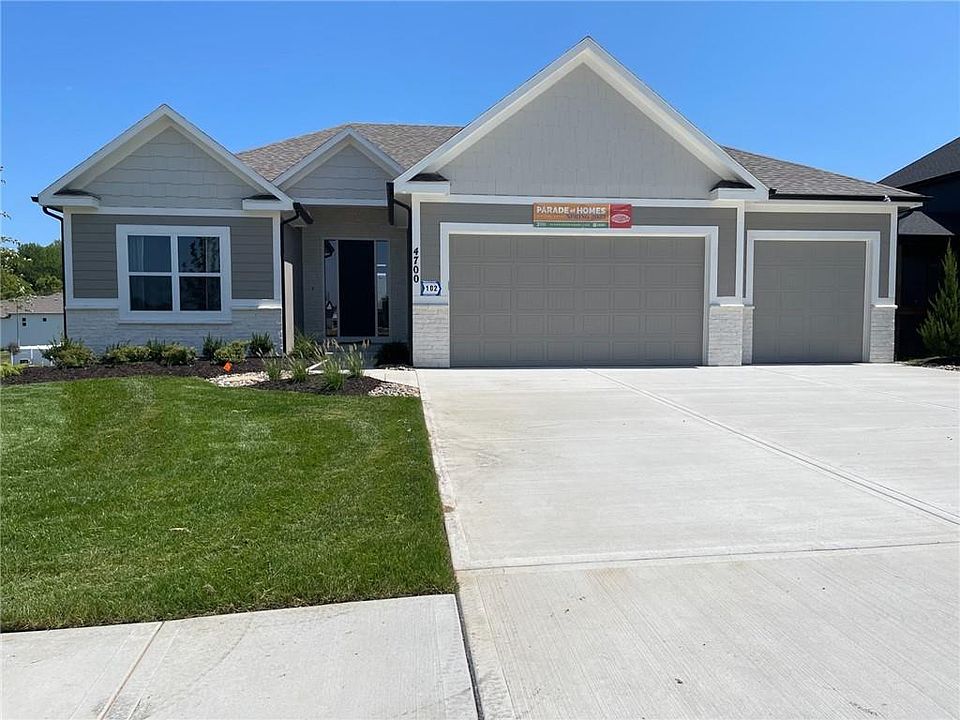 1st image of 4700 SE Claude Ct