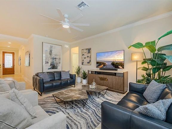 5th image of 7256 Live Oak DR