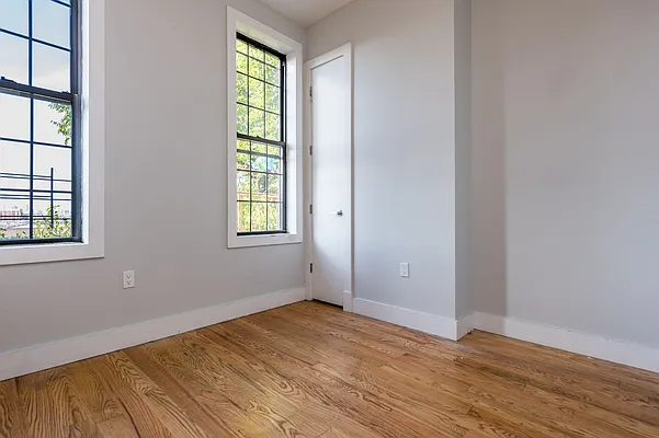 Rented by Nooklyn NYC LLC | media 24