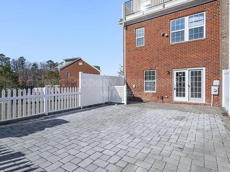 11323 Sadler Walk Ln — Photo 31