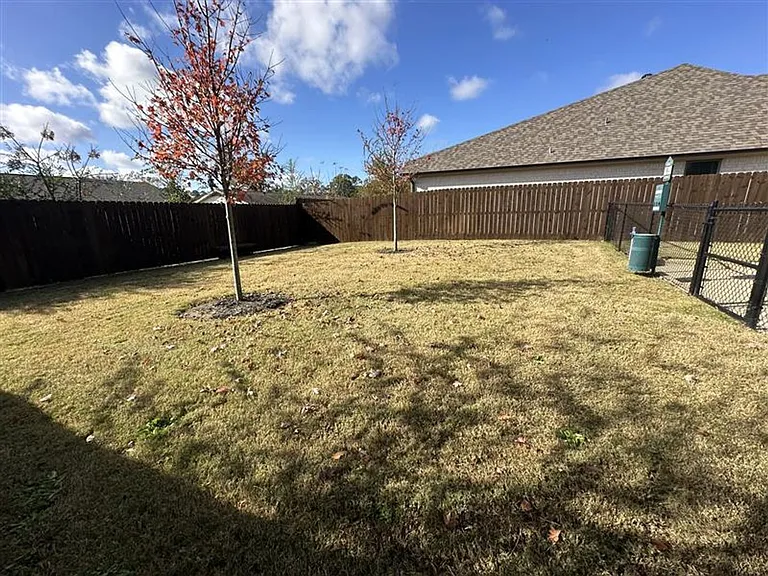 8406 Cambridge Rd — Photo 24