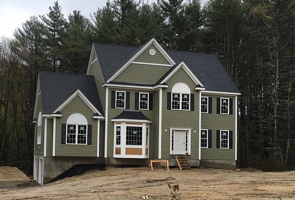 1st image of 4 Redwood Cir