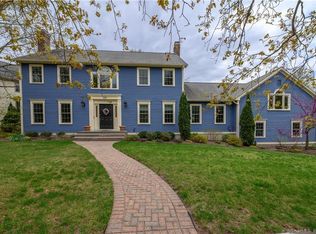 286 Blake Cir, Hamden, CT 06517