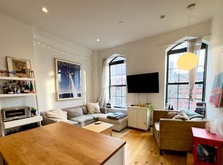 163 N 6th St #3A, Brooklyn, NY 11211