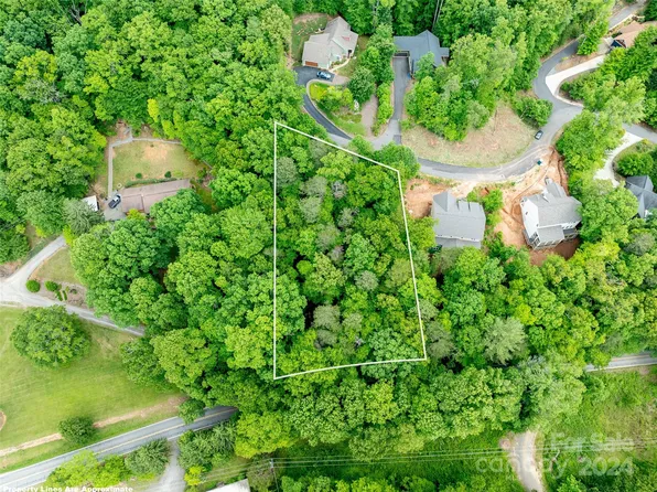 99999 Stone Crest Mountain Dr, Black Mountain, NC 28711