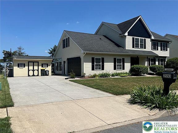 2nd image of 2593 Halleck Dr