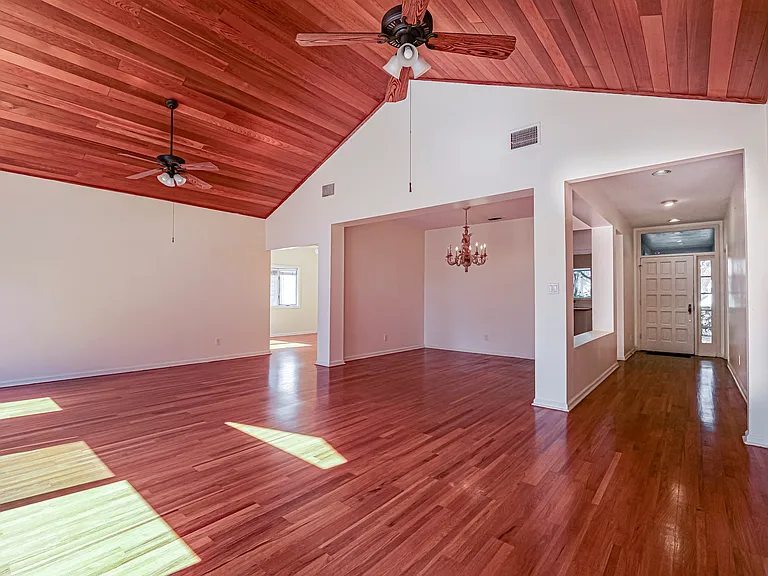 131 Peppertree Dr #21 — Photo 15
