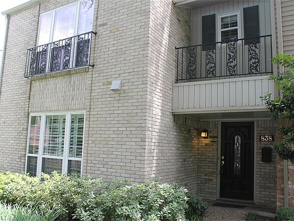 3rd image of 838 Wax Myrtle Ln #838