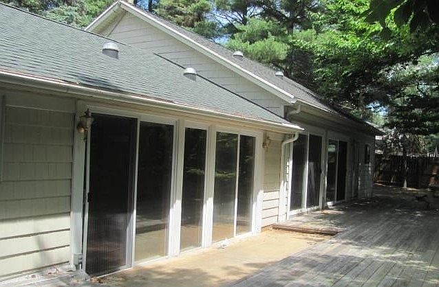 1st image of 131 E Sauble Dr