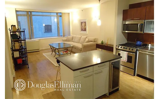 Rented by Douglas Elliman | media 7