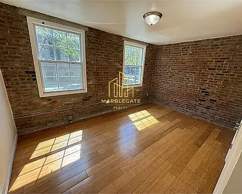 53 Bleeker St Photo 1