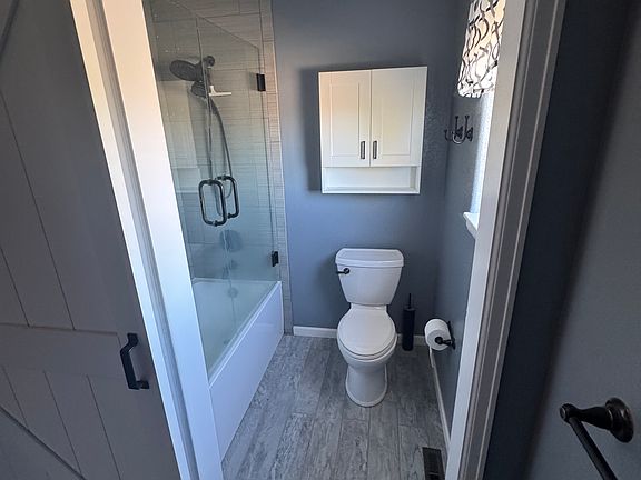 3rd image of 3757 Mount Flora St