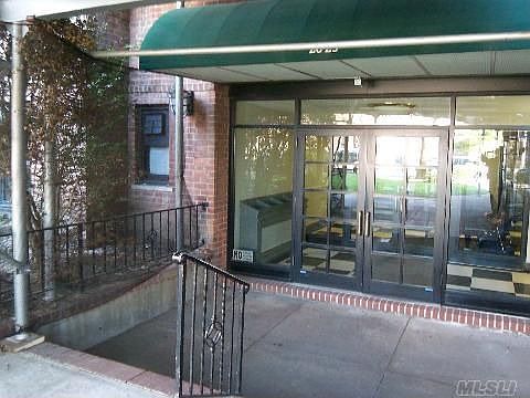 2nd image of 2625 Union St APT 6C