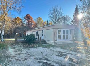 857 Thomas Rd SW, South Boardman, MI 49680