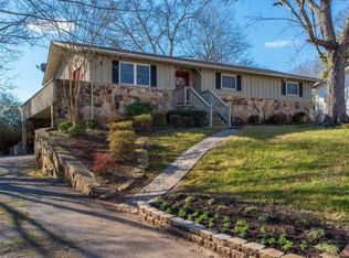 1912 Winding Ridge Trl, Knoxville, TN 37922