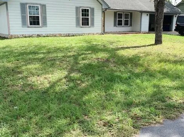 604 Moss Dr, Crestview, FL 32536