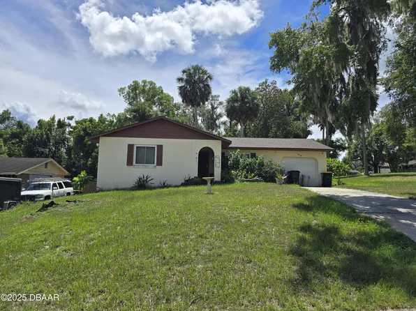 364 Dixson St, Orange City, FL 32763
