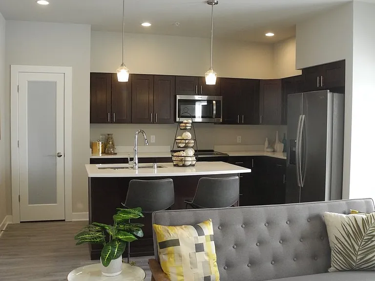 301 Cross Oak Dr #4 — Photo 7