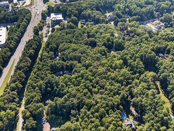 3rd image of 3334 Burnette Rd