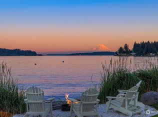 3780 Point White Dr NE, Bainbridge Island, WA