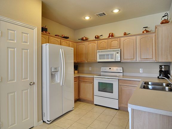 Lots of counter space