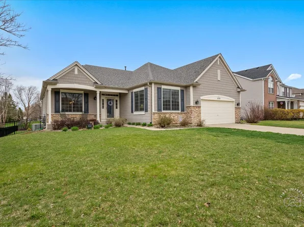 2519 Imgrund Rd, North Aurora, IL 60542