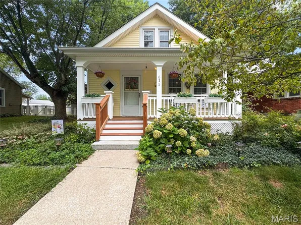 615 Morrison Ave, Waterloo, IL 62298