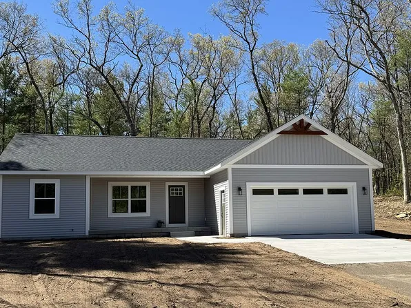 6429 16th St, Twin Lake, MI 49457