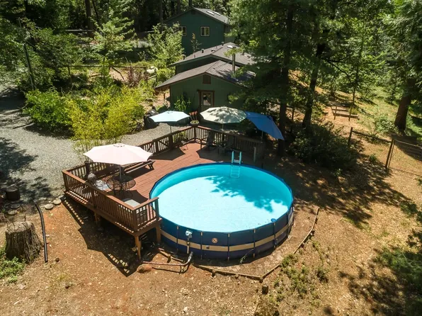 15090 Chinook Ln, Grass Valley, CA 95945